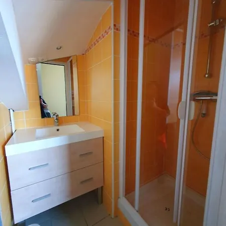 Manoir Le Castel & Beaumaris Apartment