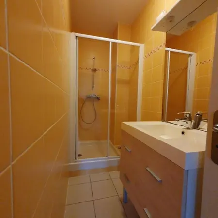 Manoir Le Castel & Beaumaris Apartment